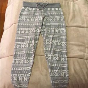 Thick grey and white leggings